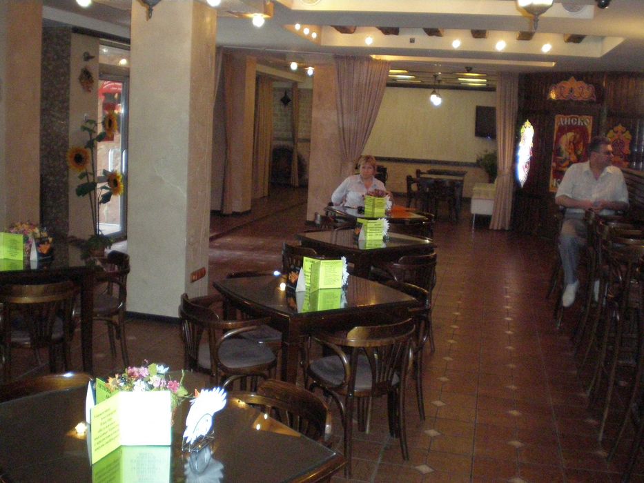 Пр.Мира 900 кв.м. отдельностоящее здание фасад цена 190 тыс.у.е.