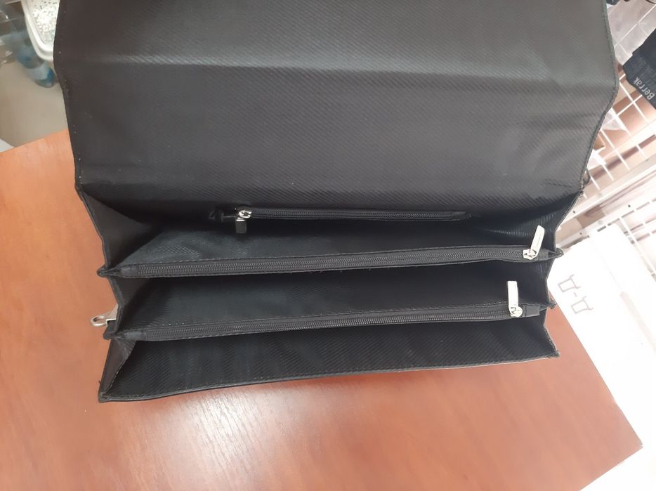 Барсетка кожаная