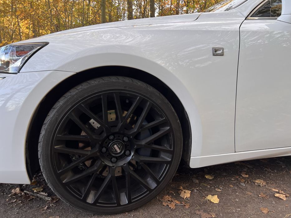 Lexus IS 200T F-Sport