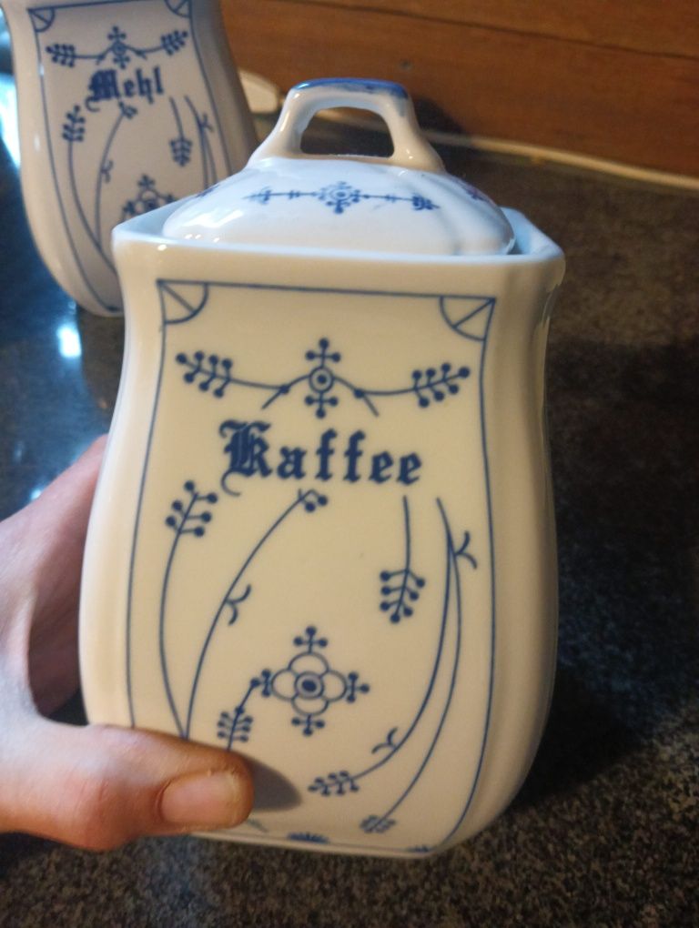 Powojenne ceramiczne pojemniki na sól make recznie maloeane farmhouse