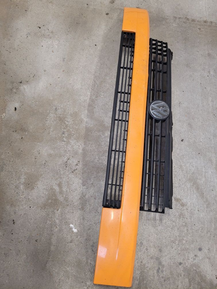 Znaczek w Grill vw t4