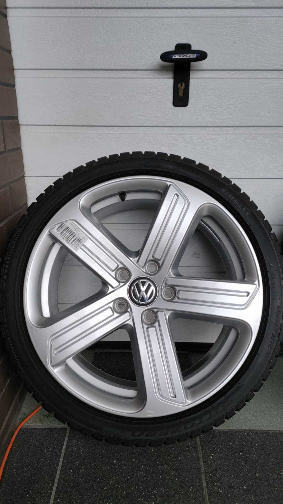 Koła Vw Golf VII Audi Skoda 18" 5x112 opony zima 225/40/18 (OL1483)