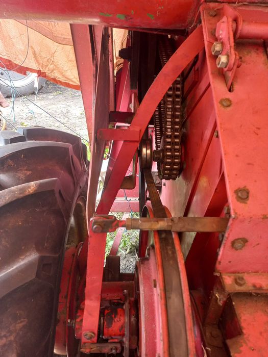 Продам комбайн MASSEY-FERGUSON 86