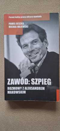 Zawód szpieg P.Reszka,M.Majewski