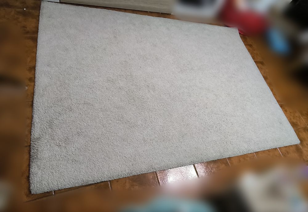 Tapete Ikea branco-beje