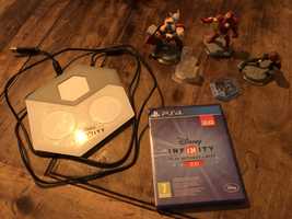 base para jogo Disney Infinity e 5 figuras (o jogo ja foi vendido)