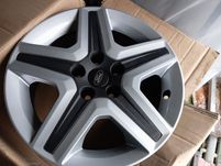 4 x nowe felgi stalowe (gwiazdy)5x108 kołpakami  do Forda