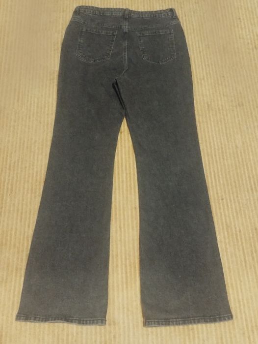 Джинсы клёш серые, новые