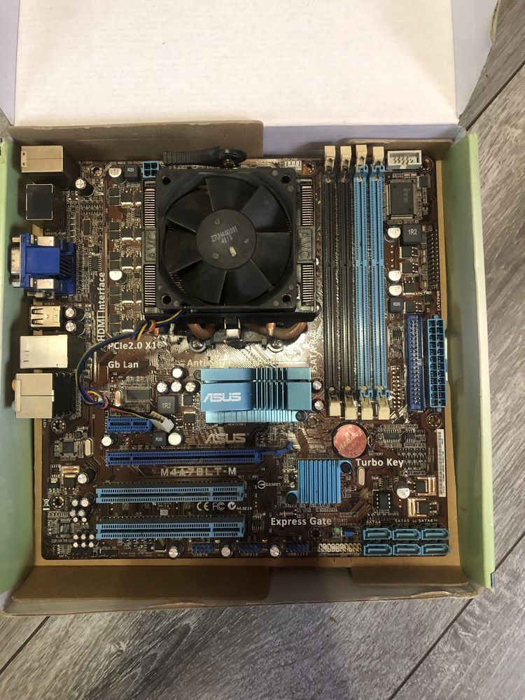 Комплект ASUS M4A78L T-M i AMD Phenom II