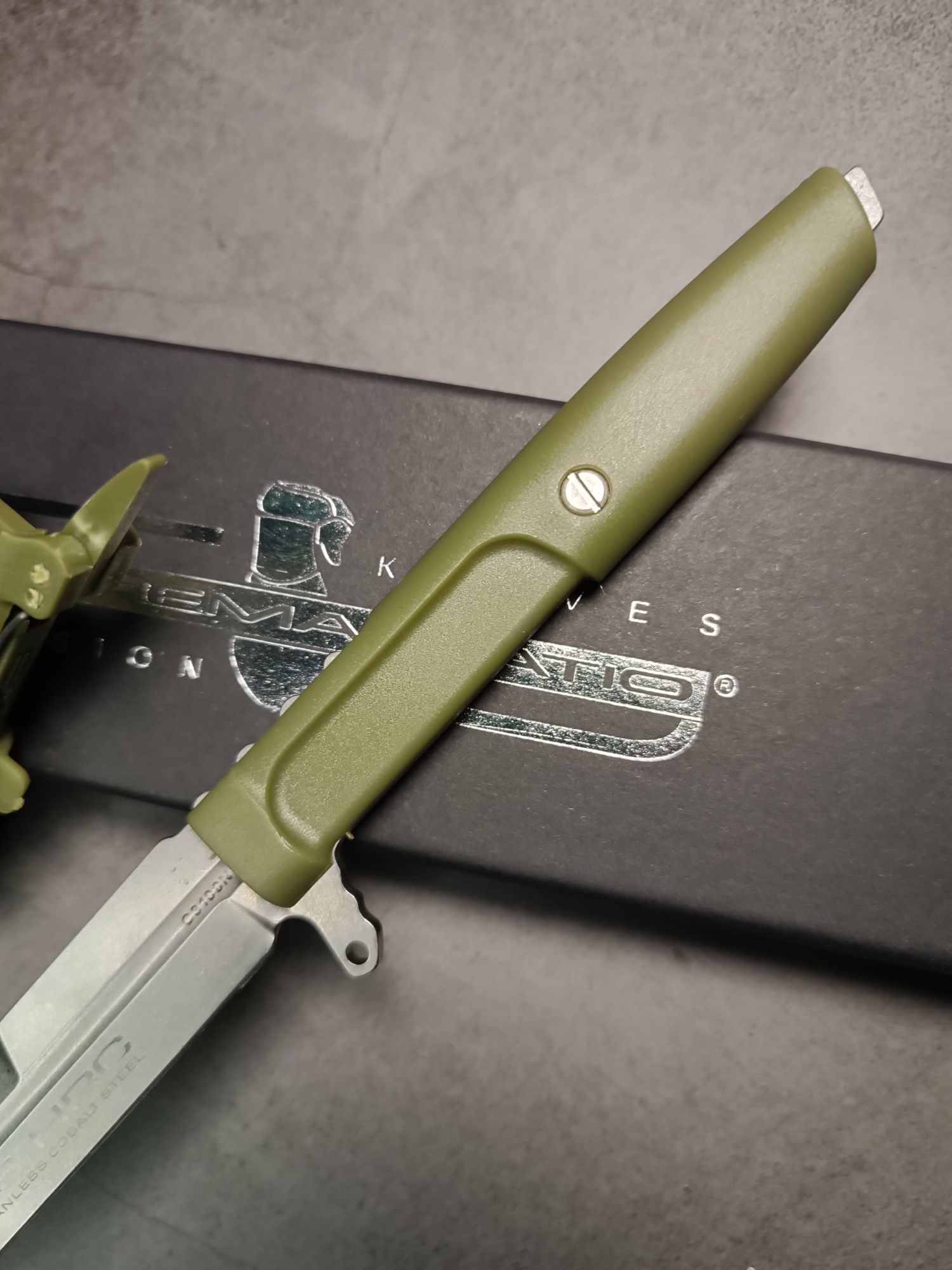 Нож Extrema Ratio knives division "Реквием" Олива