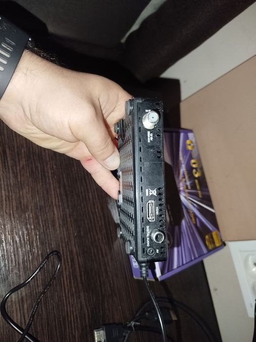 Тюнер для супутникового телебачення q-03 mini hd