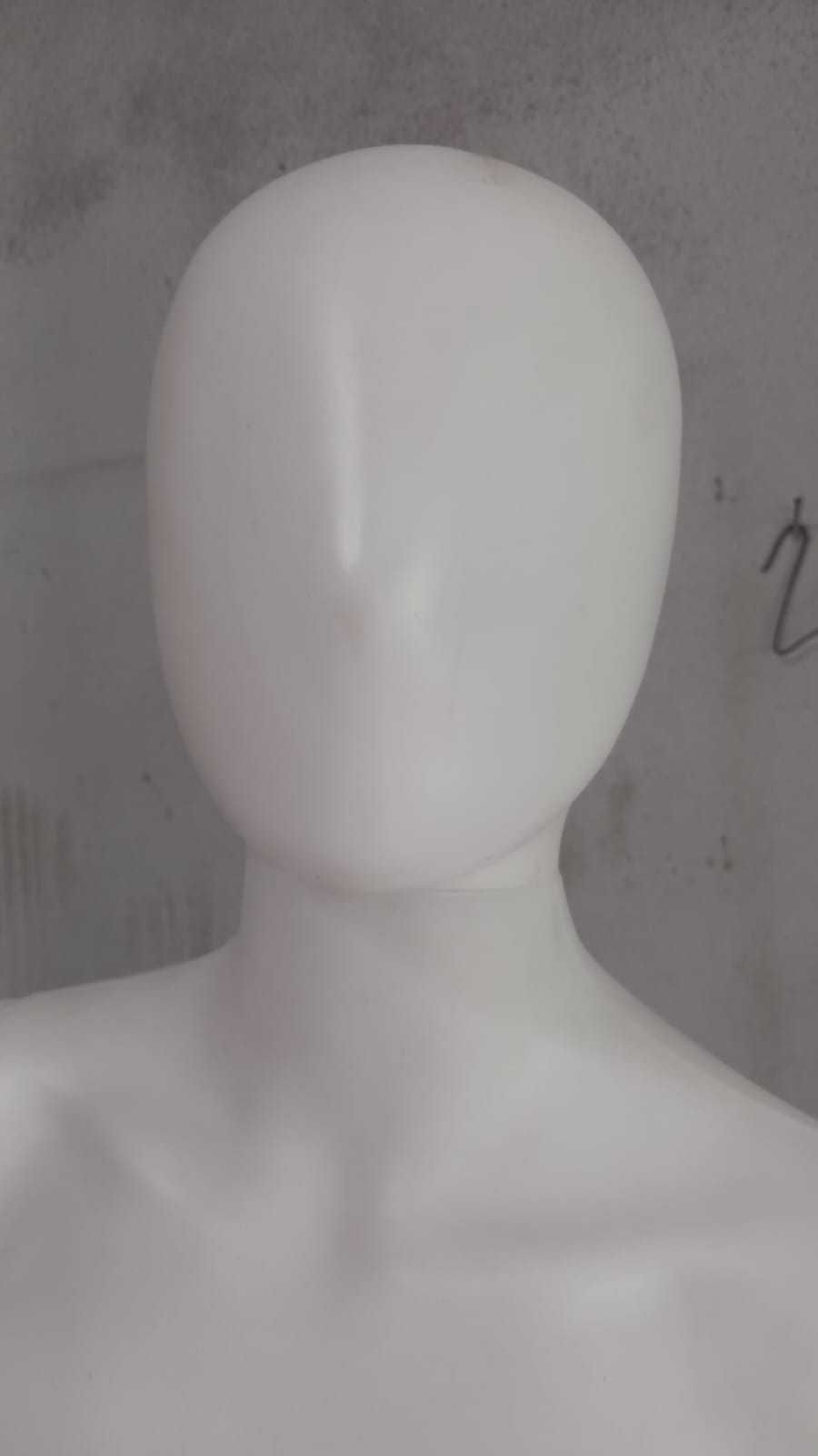 Manequim feminino
