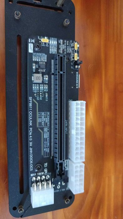 Portátil eGPU PCIe Gen 4.0 para 4 lanes (x4) NVMe Oculink