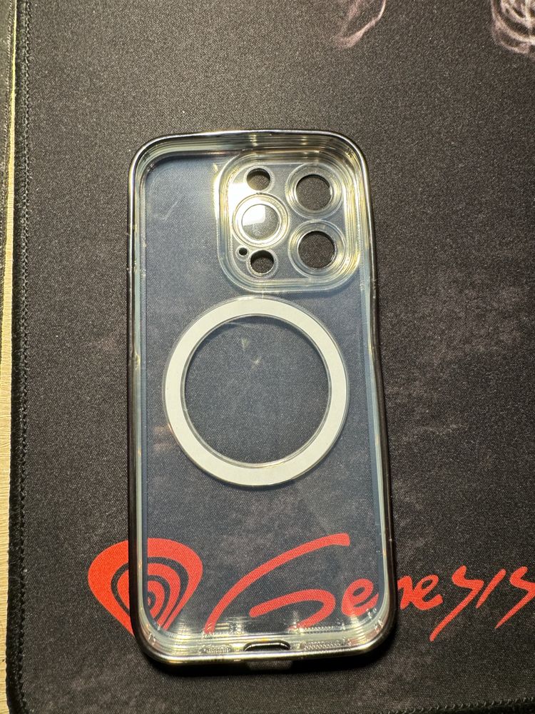 etui iphone 15 pro
