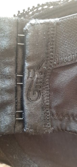 Biustonosz damski czarny 85G Gatta