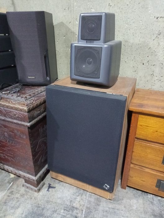 Colunas de Som KEF 105