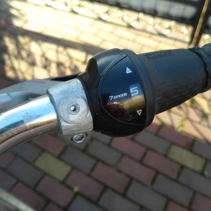 Велосипед дамка двохпідвіс Giant Avant Confort