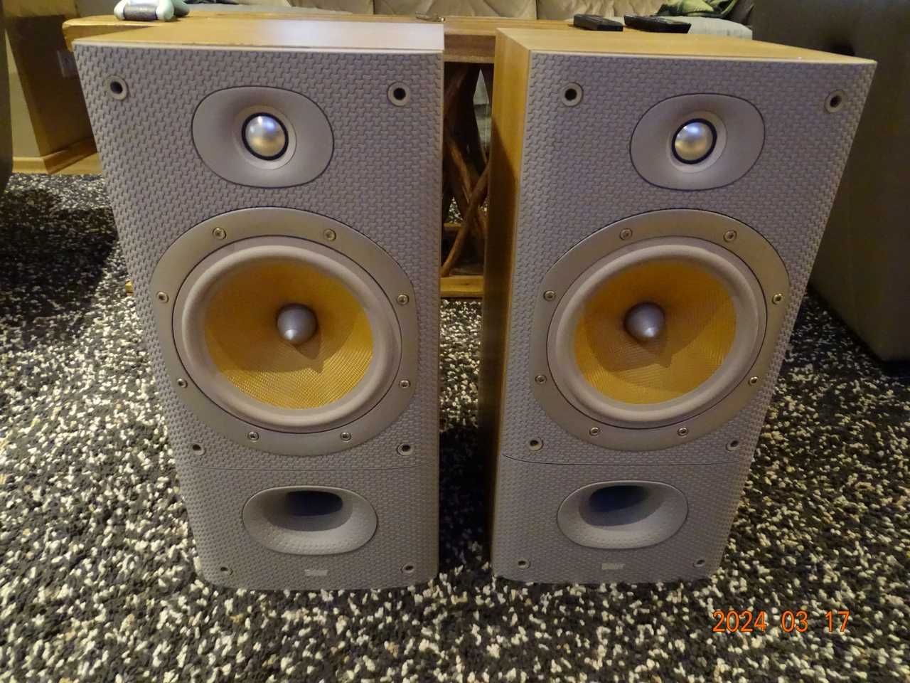 Bowers & Wilkins DM 602 S3