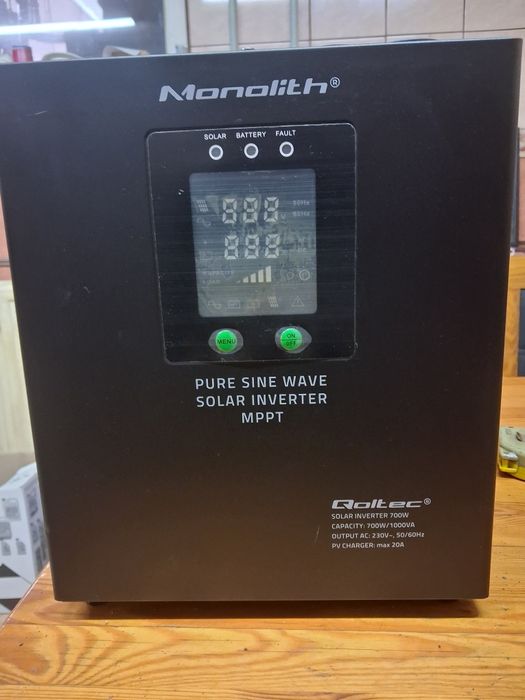 Inwerter solarny qoltec 700w/20a
