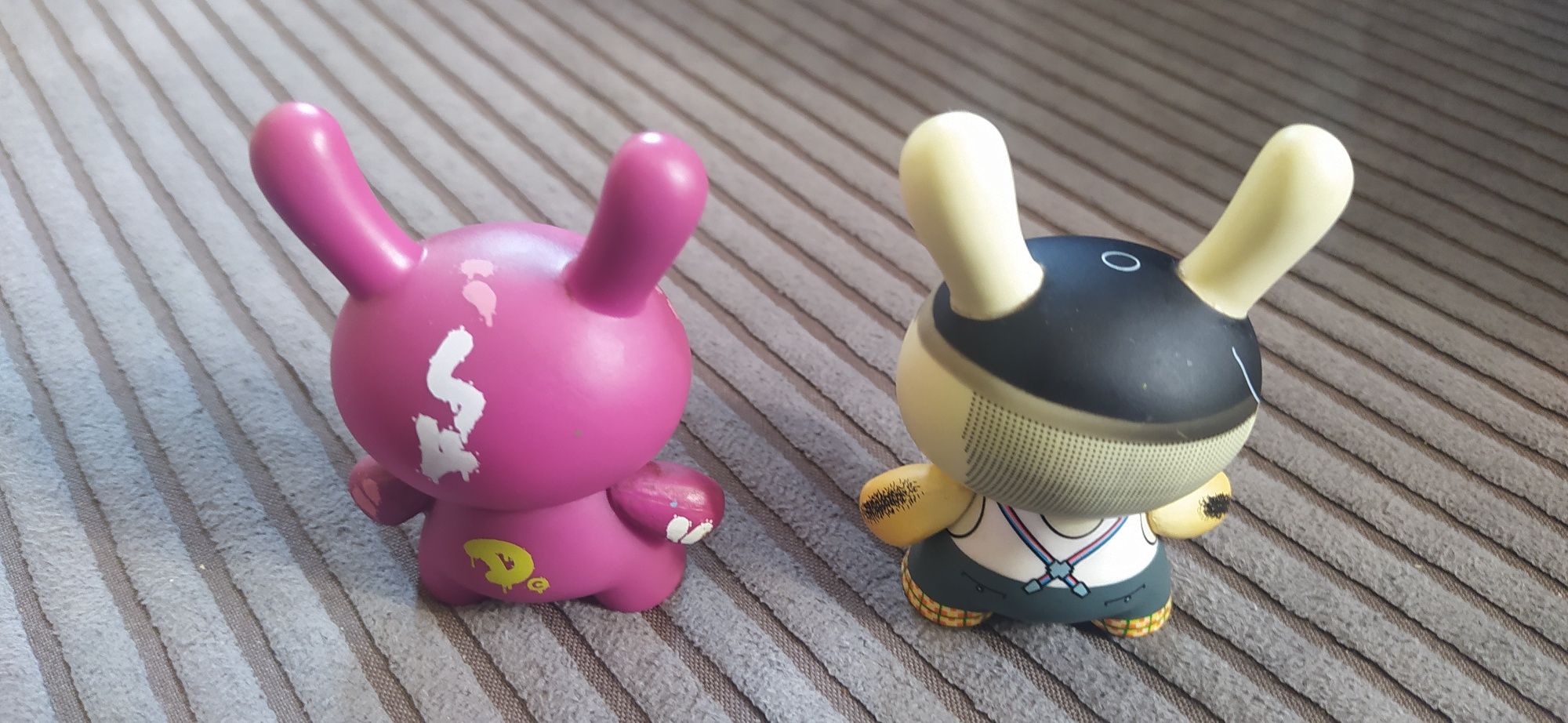 Kidrobot - dwie figurki