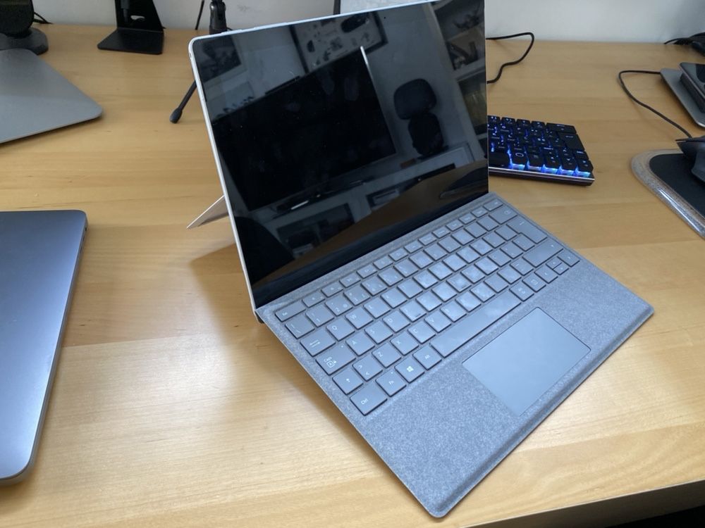 Surface Pro 6 i5 8Gb / 256Gb