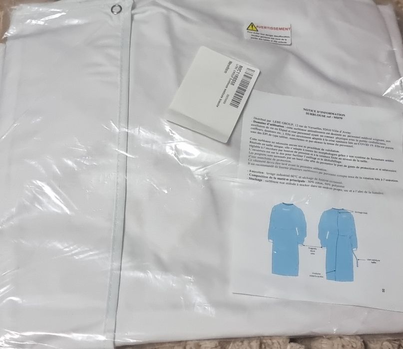 Biały fartuch  - rozmiar uniwersalny