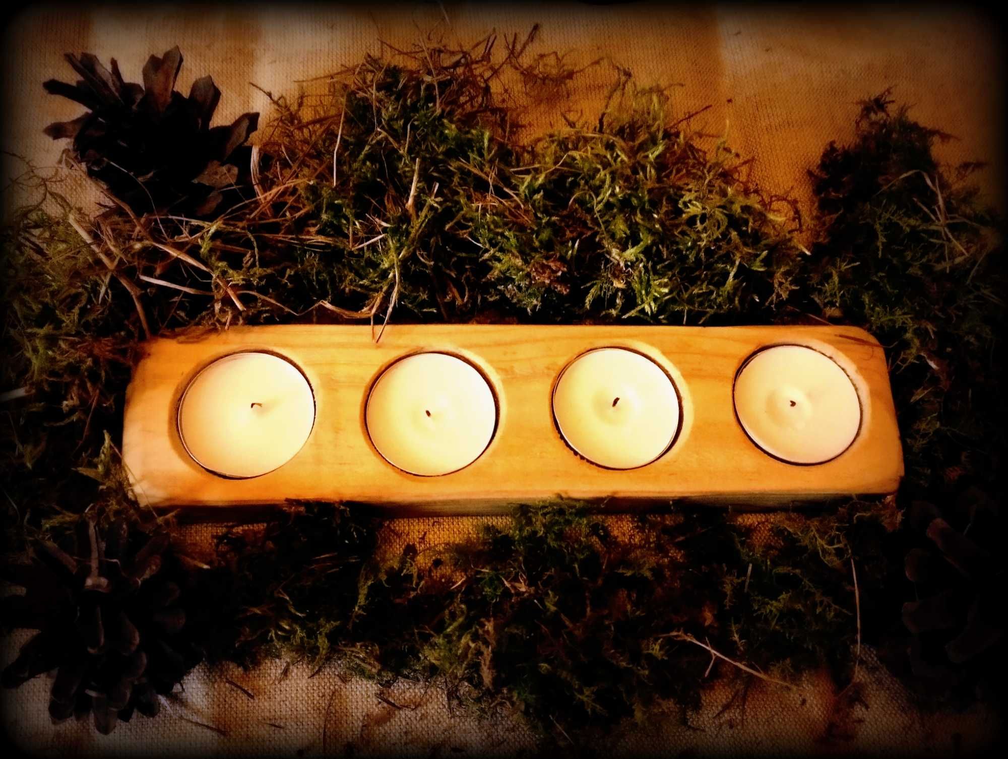 Drewniana, ręcznie robiona podstawka na podgrzewacz, tealight świeczni