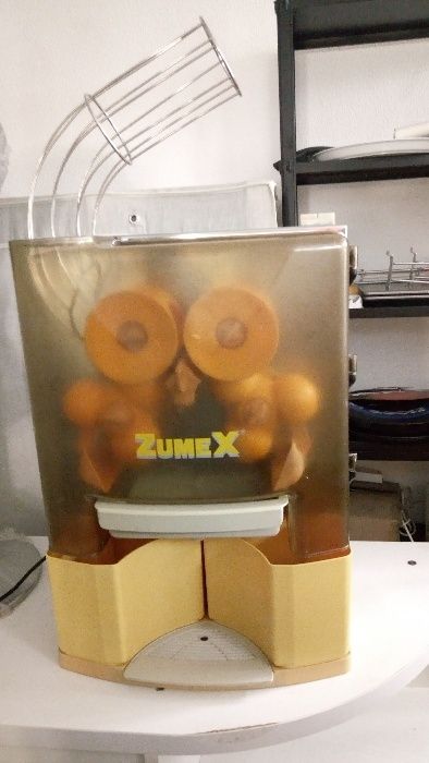 Máquina de Sumos ZUMEX modelo 100