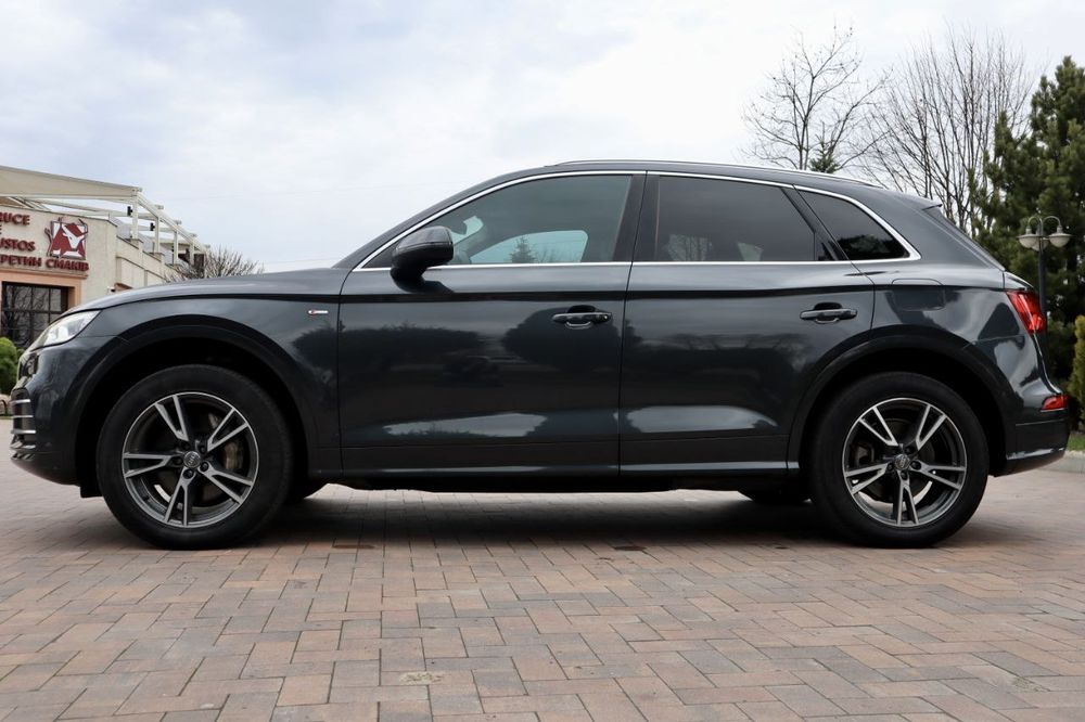 Audi Q5 2019 продам плагін гідрид