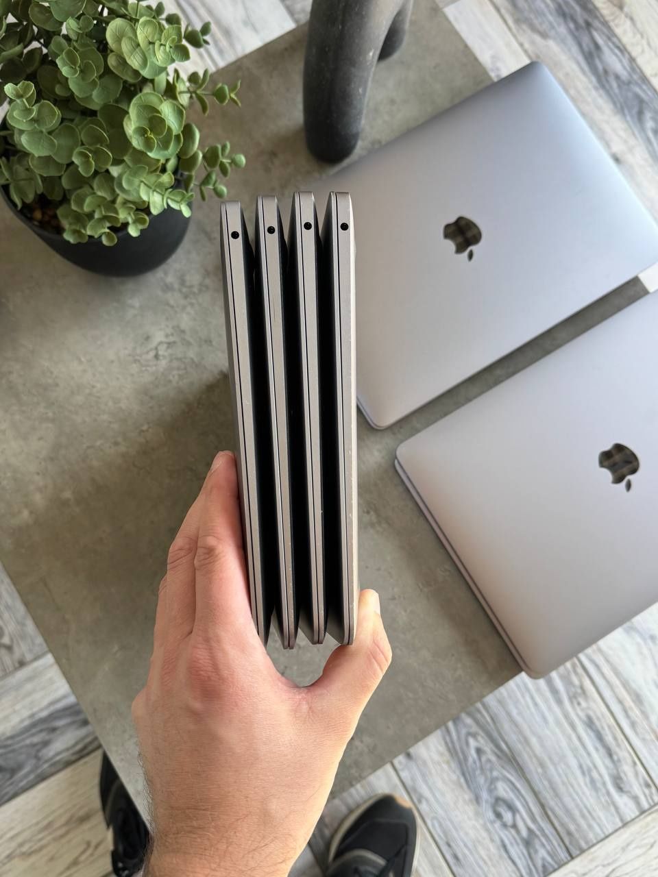MACBOOK Air 13 2020 8/128 100% i3 A2179

Колір - Graphite 
Дисплей - 1