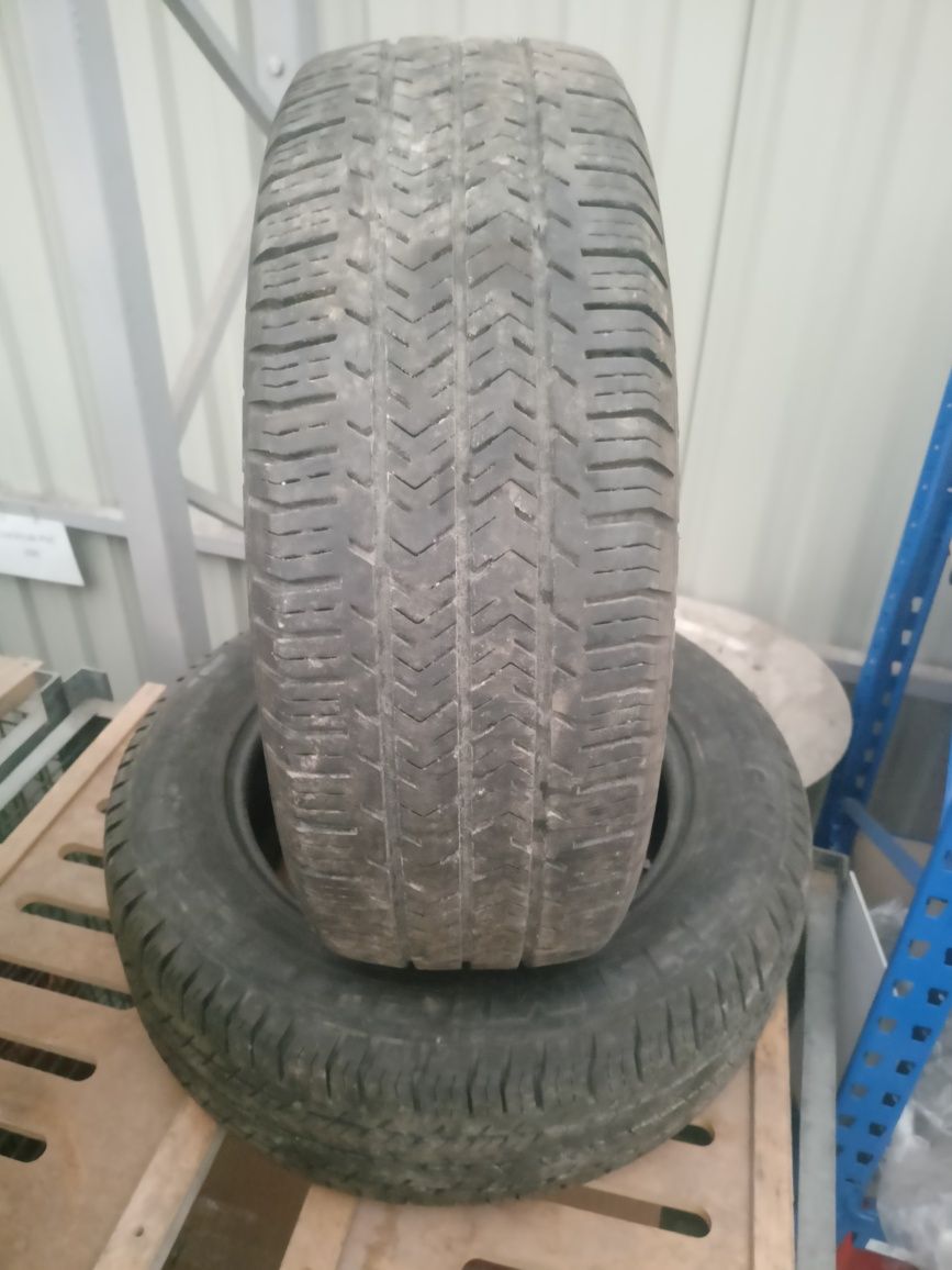 Opony 2 szt Michelin agilis 215/60/16c