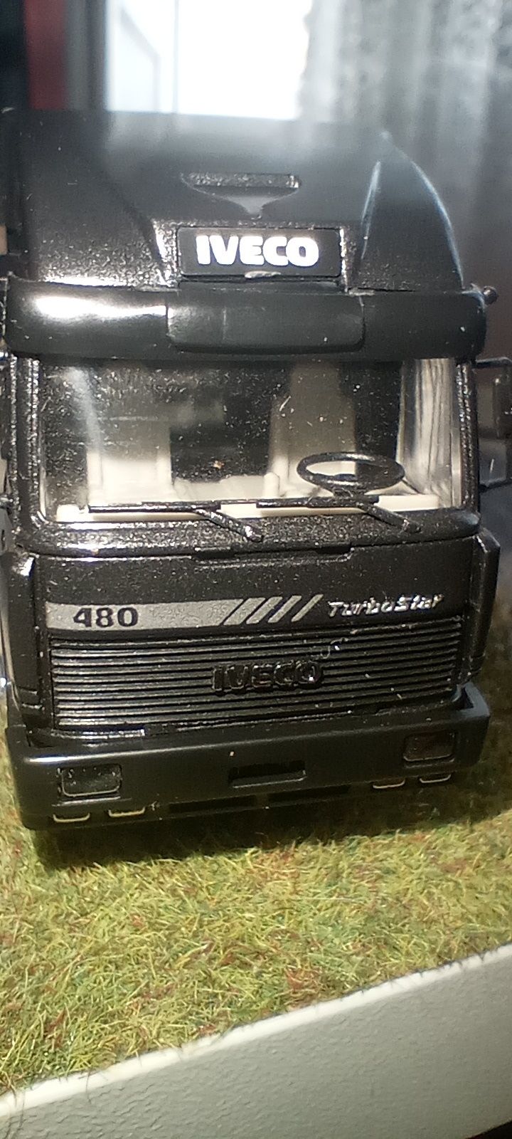 Model Herpa Iveco Turbostar 480 skala H0 1 87