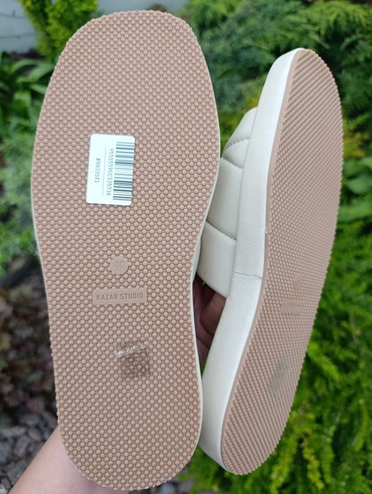 Жіночі шкіряні шльопанці Kazar, 40 розмір