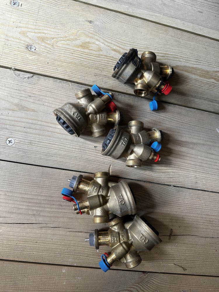 Zawory równoważące TA compact DN 15