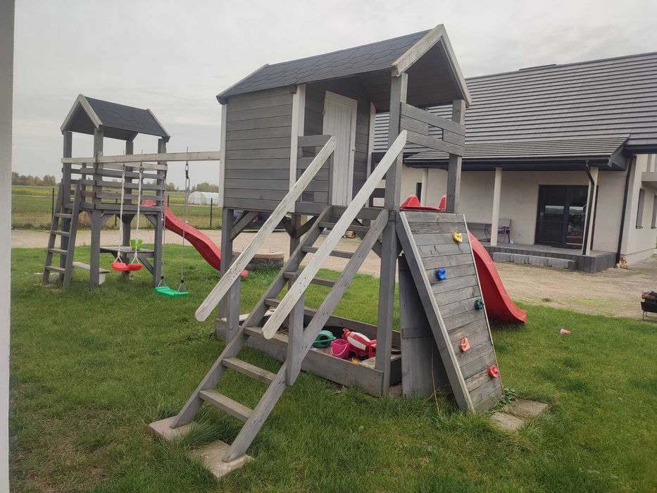 Domek drewniany dla dzieci