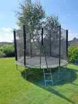 Trampolina ogrodowa