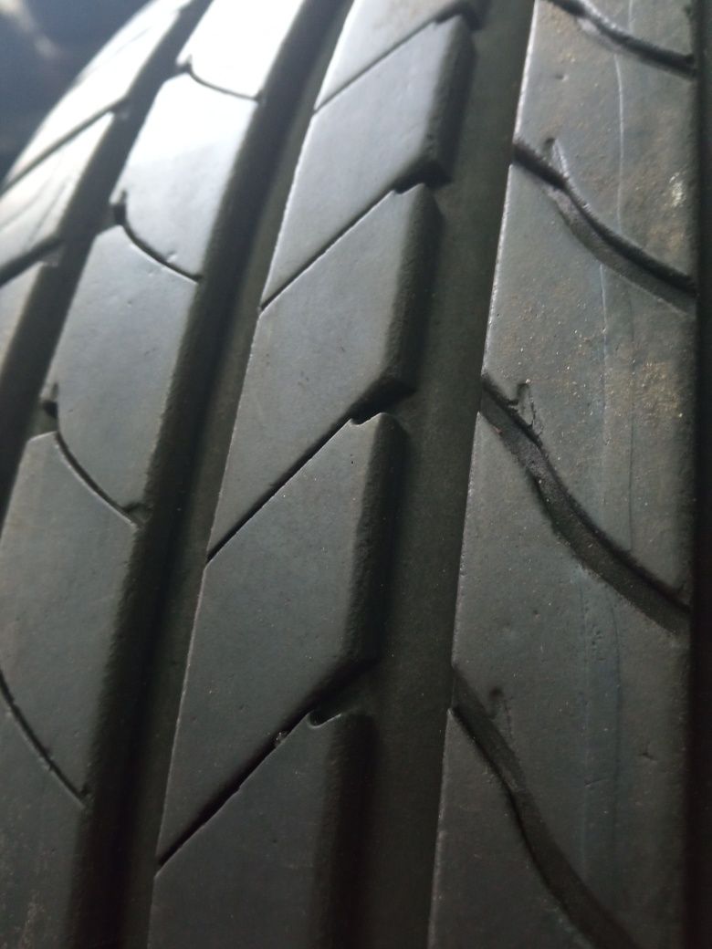 Літні шини б/у 195/60 R15 88H Goodyear EfficientGrip (склад з європи)