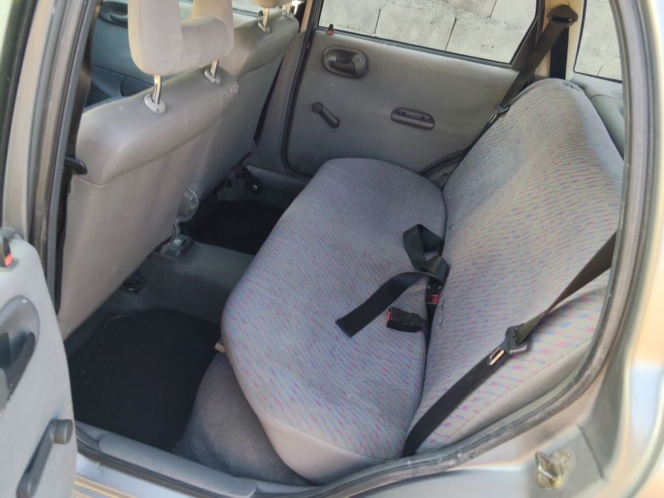 Opel corsa a gasolina muito bom estado revisão feita