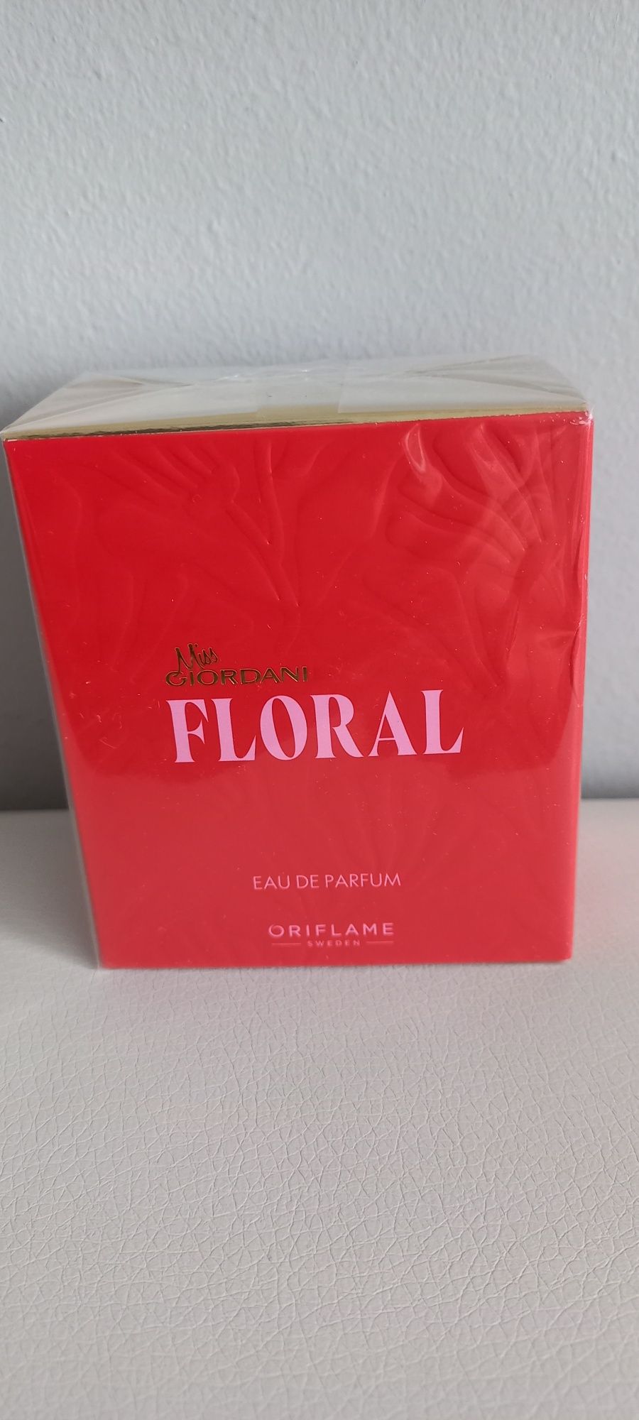 Miss Giordani Floral oriflame