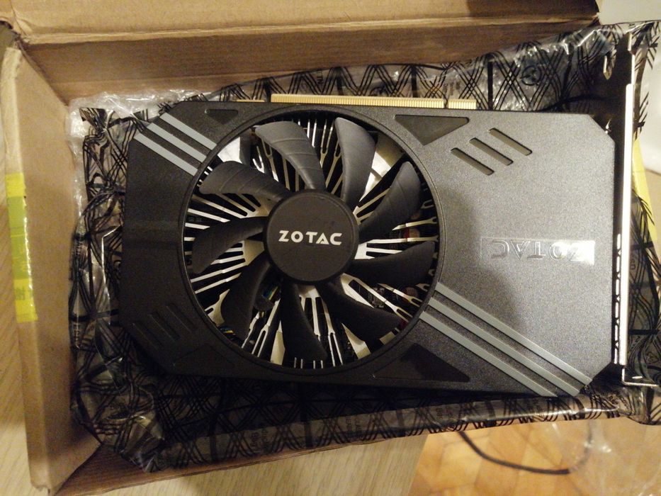 Płyta graficzna ZOTAC 3GB 192 bit