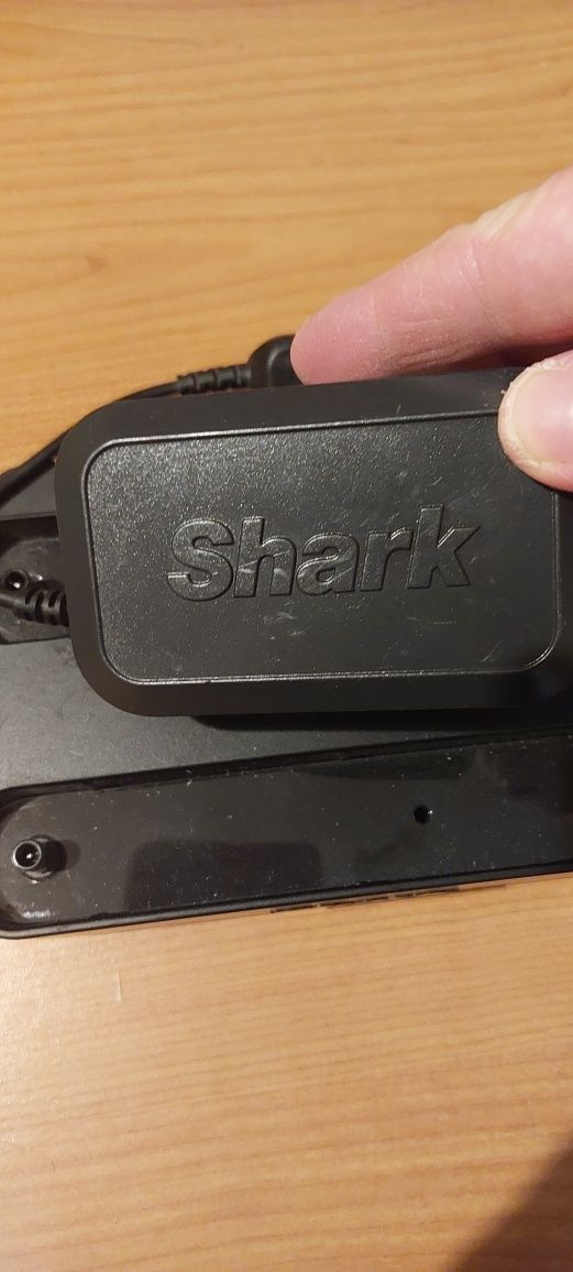 Ładowarka podwójna shark