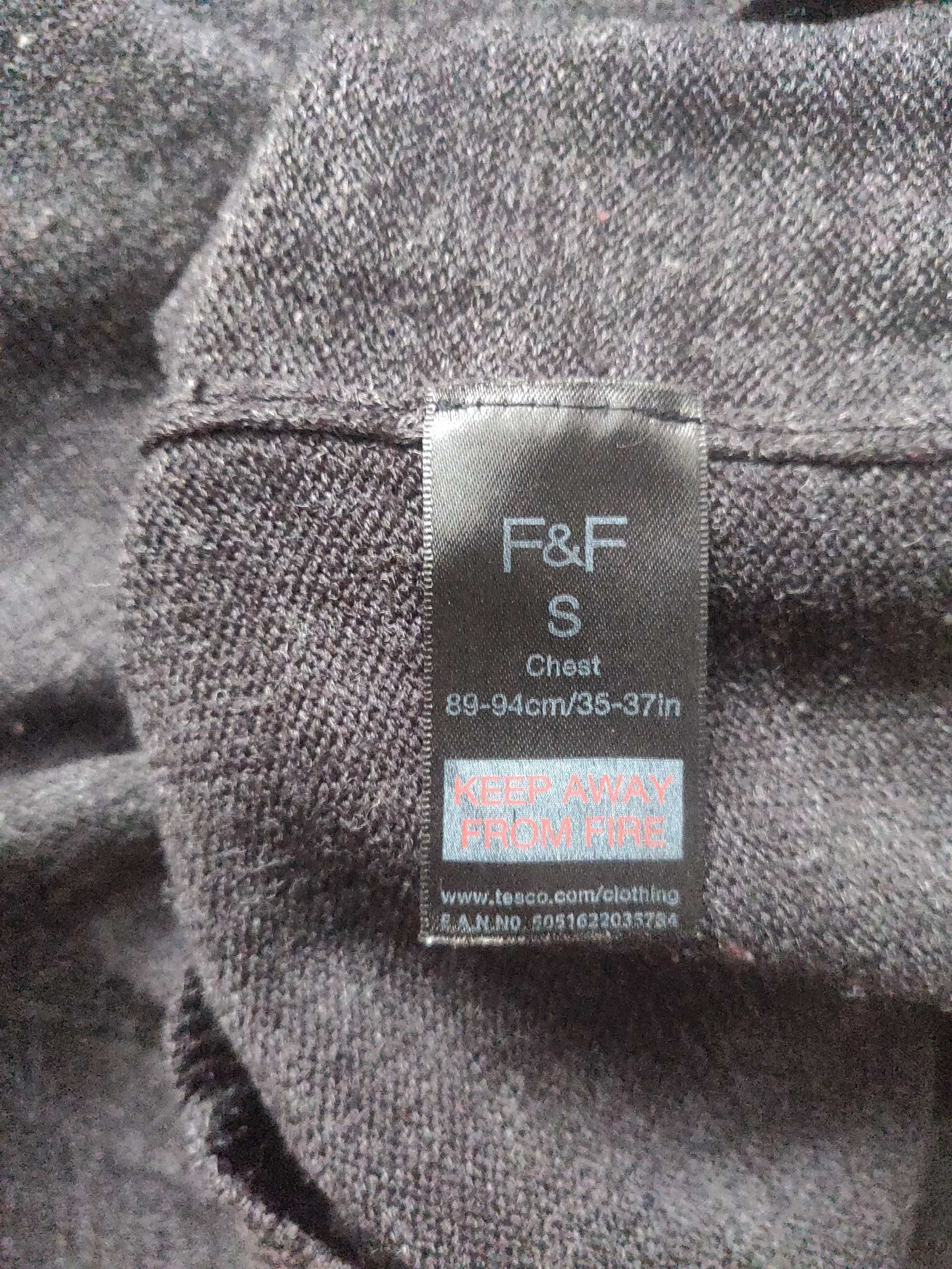Свитер пуловер F & F (Англия) S р. 46- 48 т. цвет- графит.