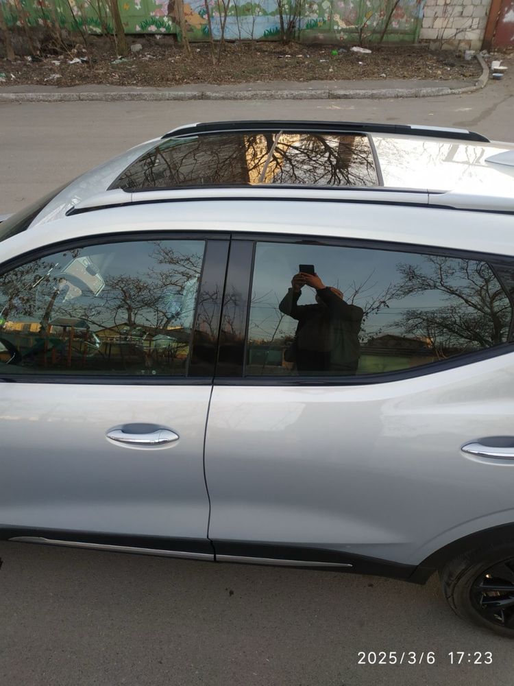 Chevrolet bolt euv premier