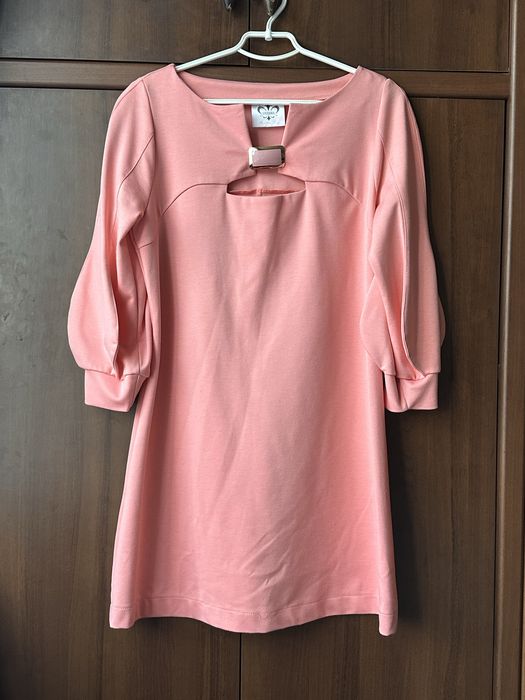 Сукня жіноча рожева