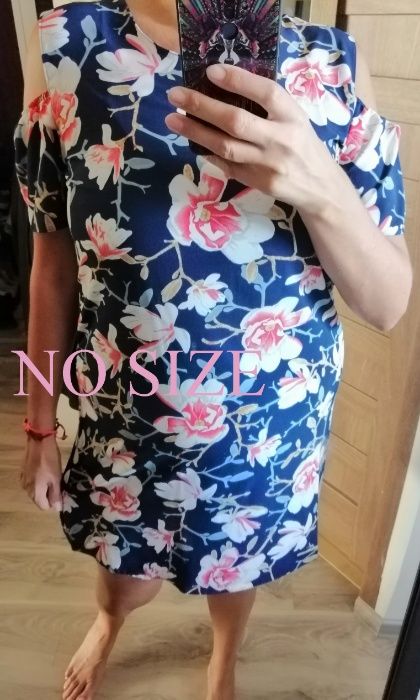 Sukienka w piękne MAGNOLIE odkryte ramiona r.Uni do 42/44 NOWA