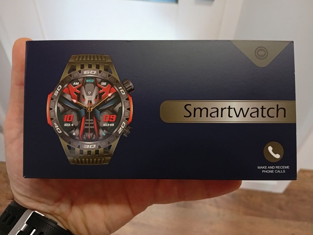 Rewelacyjny, nowy, duży smartwatch z SOS i latarką!