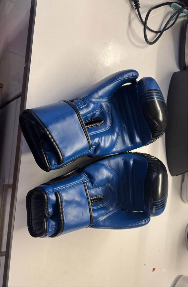 Luvas de boxe - pouco uso