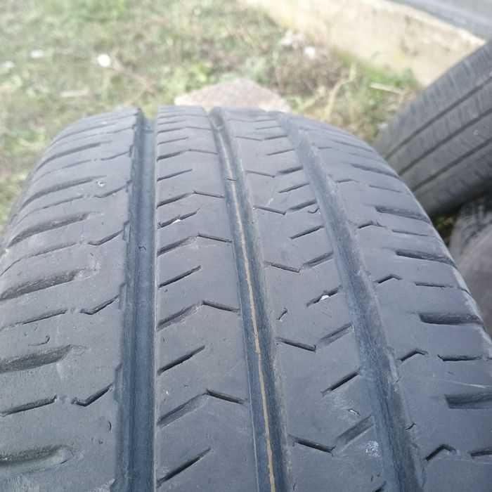 Opony Nexen Roadian CT8 letnie 7-8mm 2szt 215/70r15C