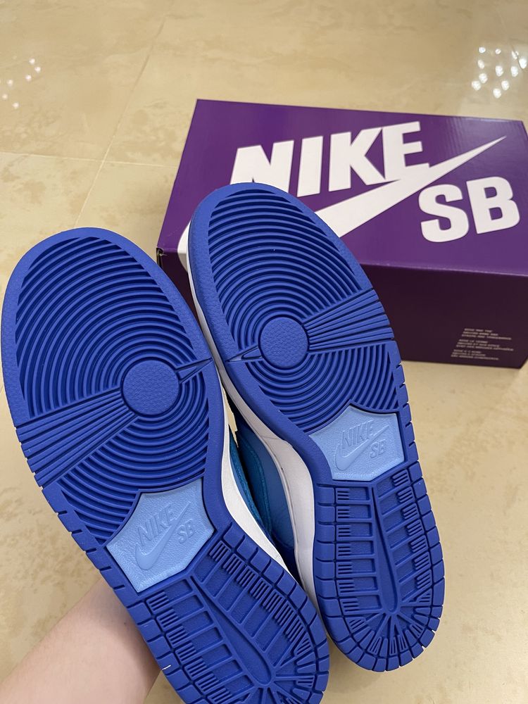 Кроссовки Nike SB Dunk Low Blue Raspberry Оригинал