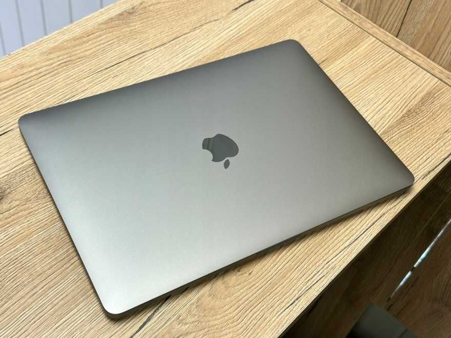 Macbook Pro 13, M1/16GB/1TB SSD, nigdy nie opuszczał domu